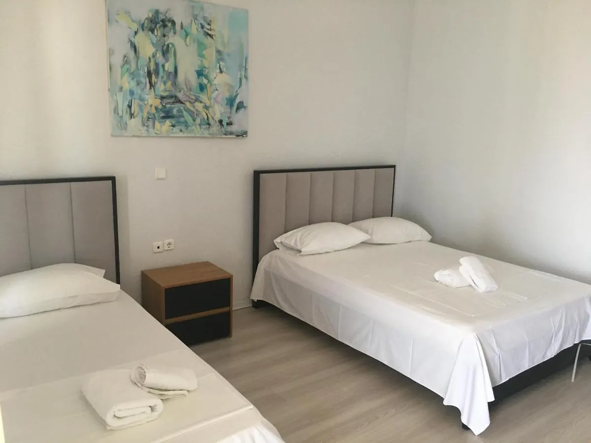 Irini Boutique Rooms!!! Himare Hotel