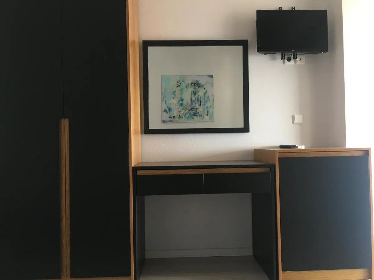 Irini Boutique Rooms!!! Himarë 3*,