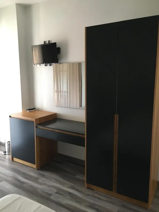 Irini Boutique Rooms!!! Himarë 3*,