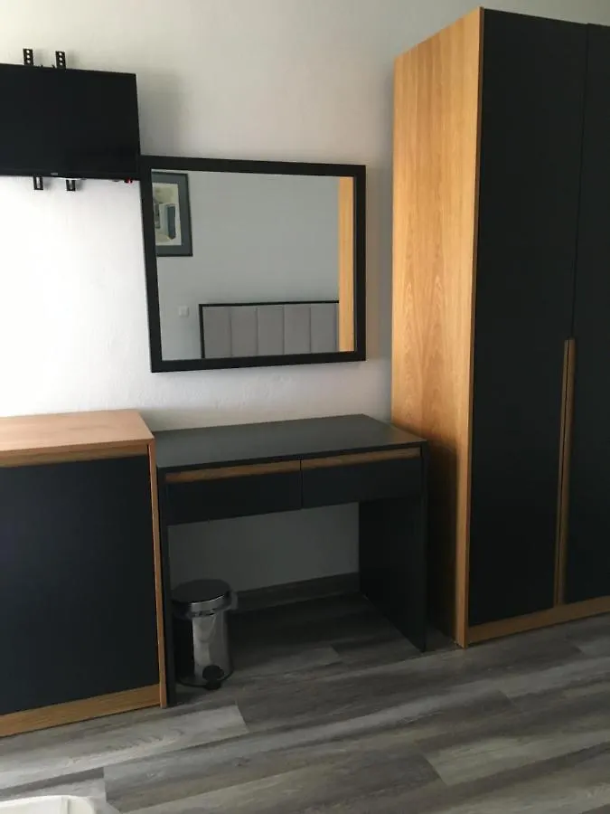 Irini Boutique Rooms!!! Himarë Hotel
