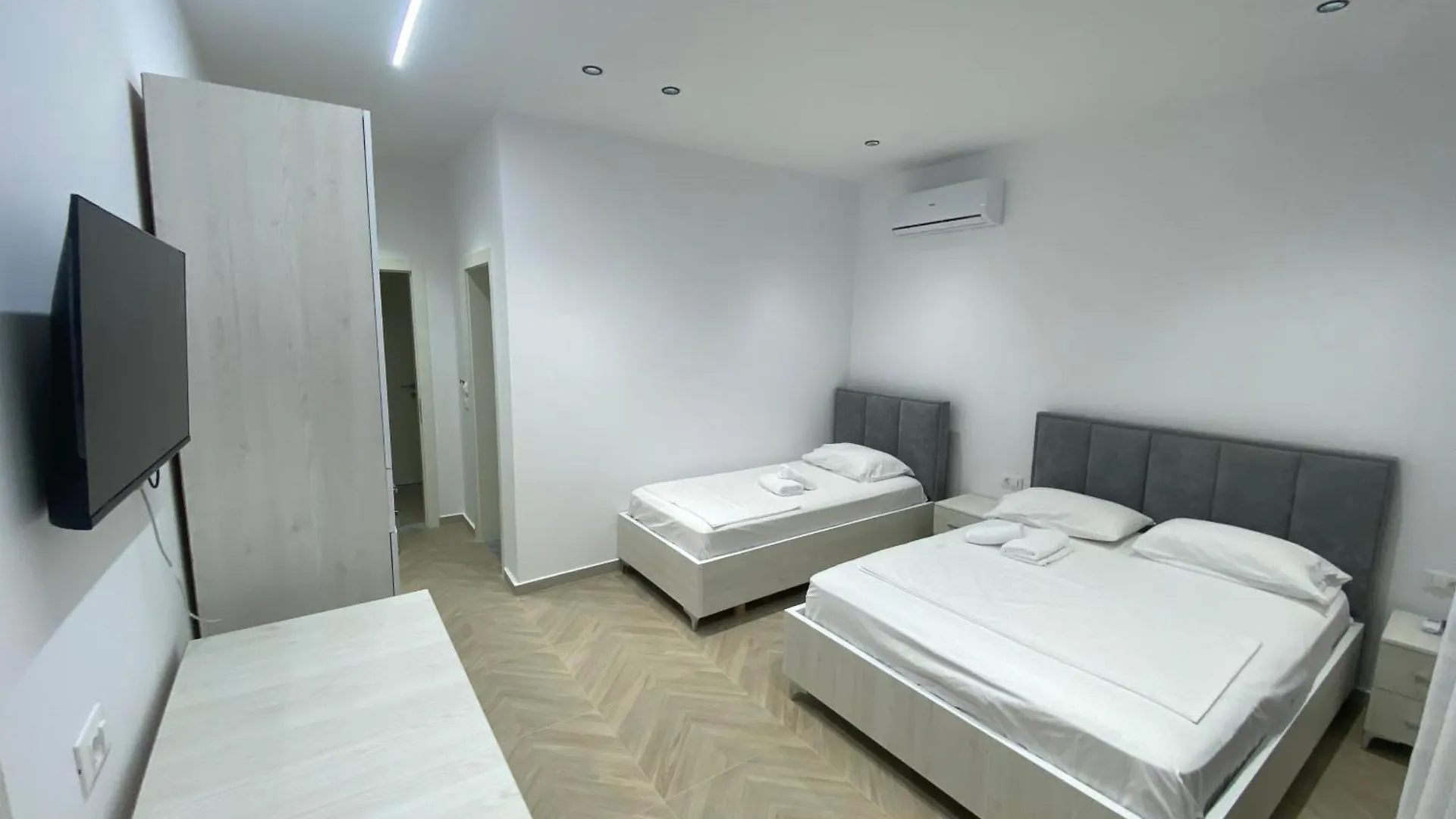 Hotel Irini Boutique Rooms!!! Himarë