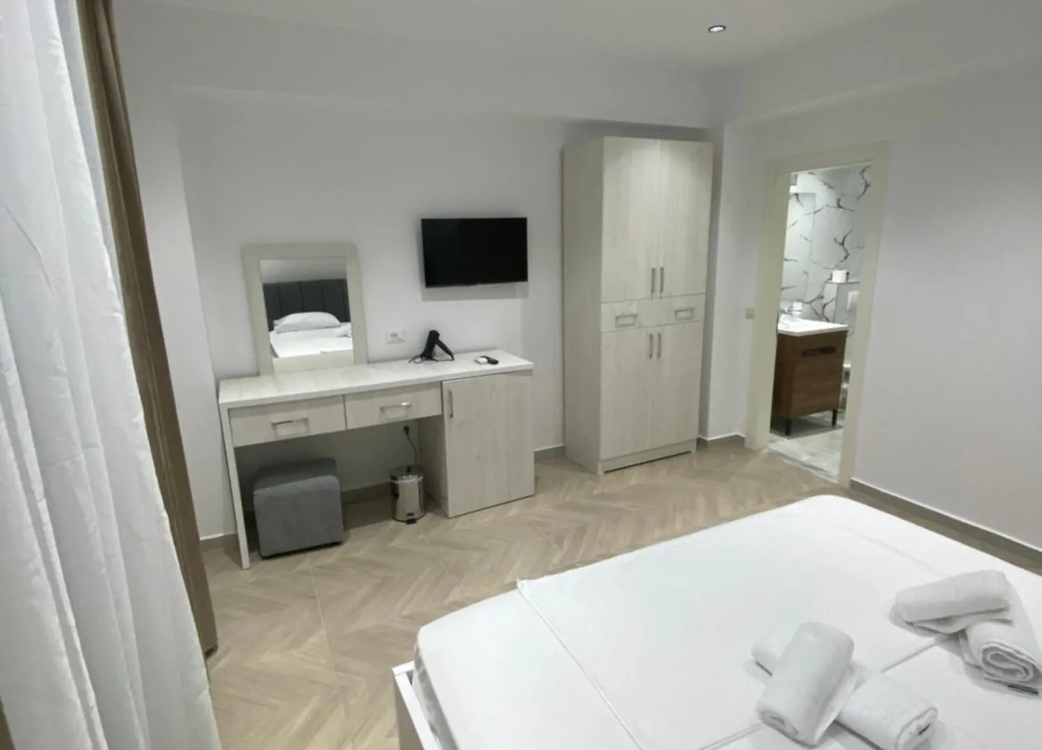 Hotel Irini Boutique Rooms!!! Himare