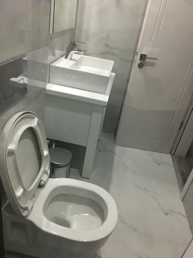 Irini Boutique Rooms!!! Himarë Hotel